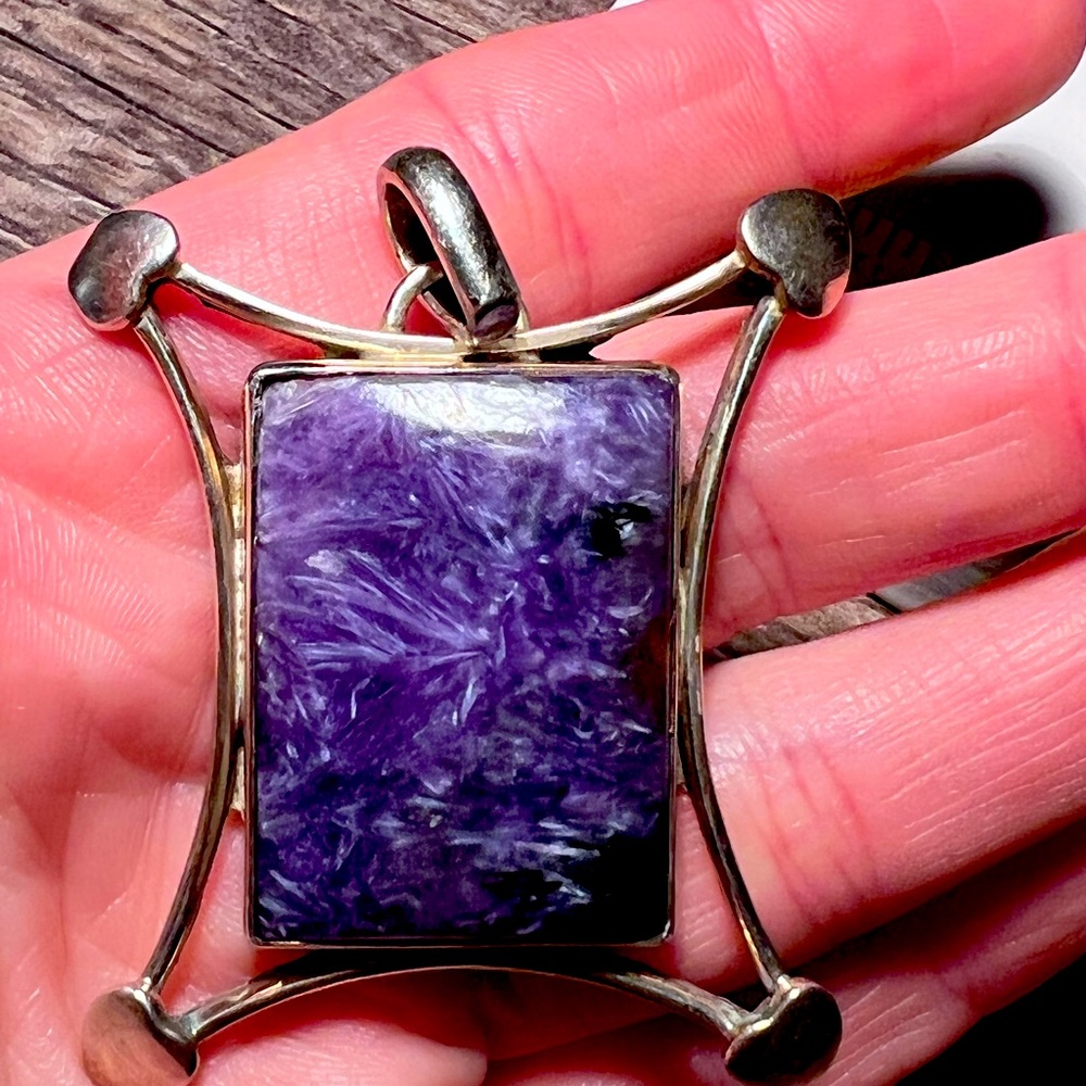 Gorgeous amethyst .925 silver pendant